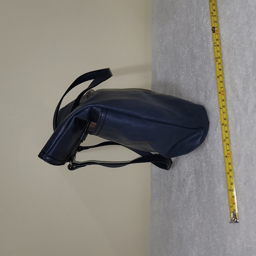 Bag - Picture 2 of 4